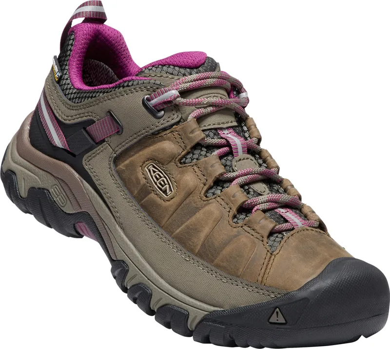 keen womens hiking boots clearance