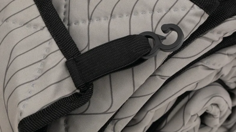 Outwell Sky 4 Cozy Carpet-3