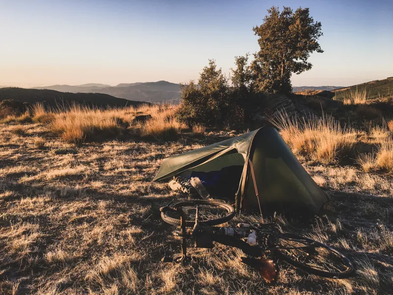 F10 Project Hydrogen Air Tent-9