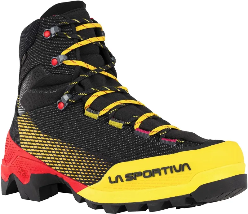 La Sportiva Mens Aequilibrium ST GTX Boots - Black-Yellow