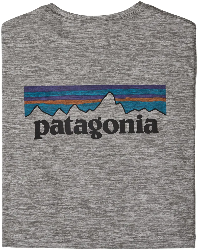 Patagonia Mens Long Sleeved Cap Cool Daily Graphic Shirt - P-6 Logo: Feather Grey-3