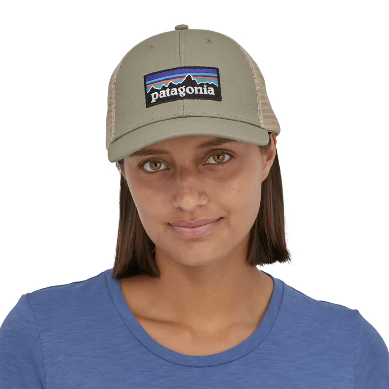 Patagonia P-6 Logo LoPro Trucker Hat - Garden Green-1