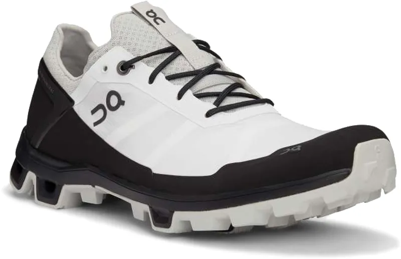ON Mens Cloudventure Peak Trail Racing Shoe White/ Black