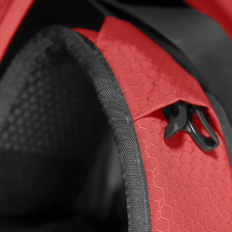 Osprey Farpoint 70 Travel Pack - Volcanic Grey-8