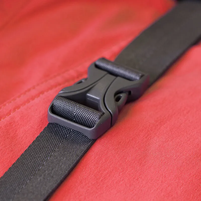 Osprey Farpoint 55 Travel Pack - Volcanic Grey-4