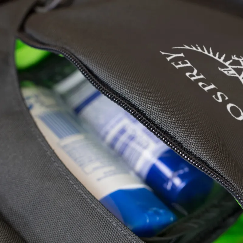 Osprey Farpoint 70 Travel Pack - Jasper Red-8