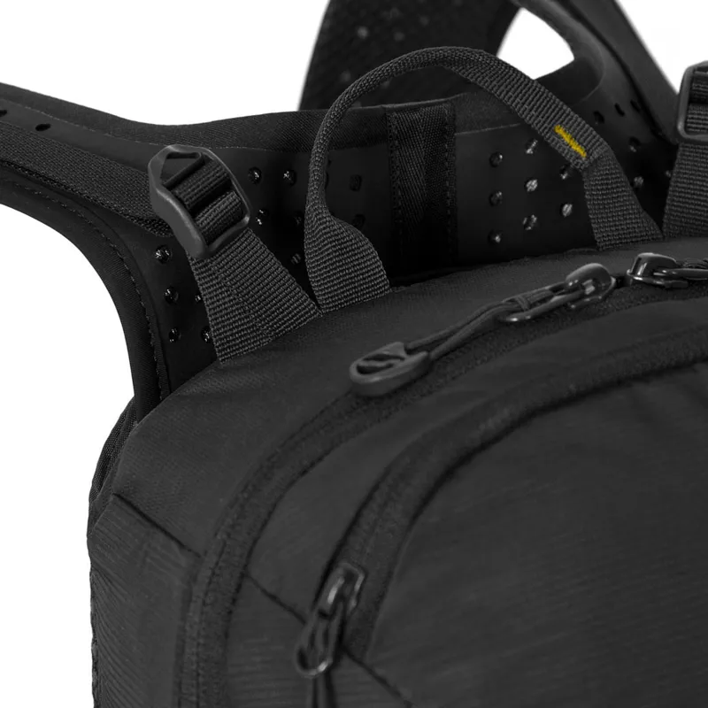 Lowe Alpine Aeon 18 Rucksack - Oxide-2