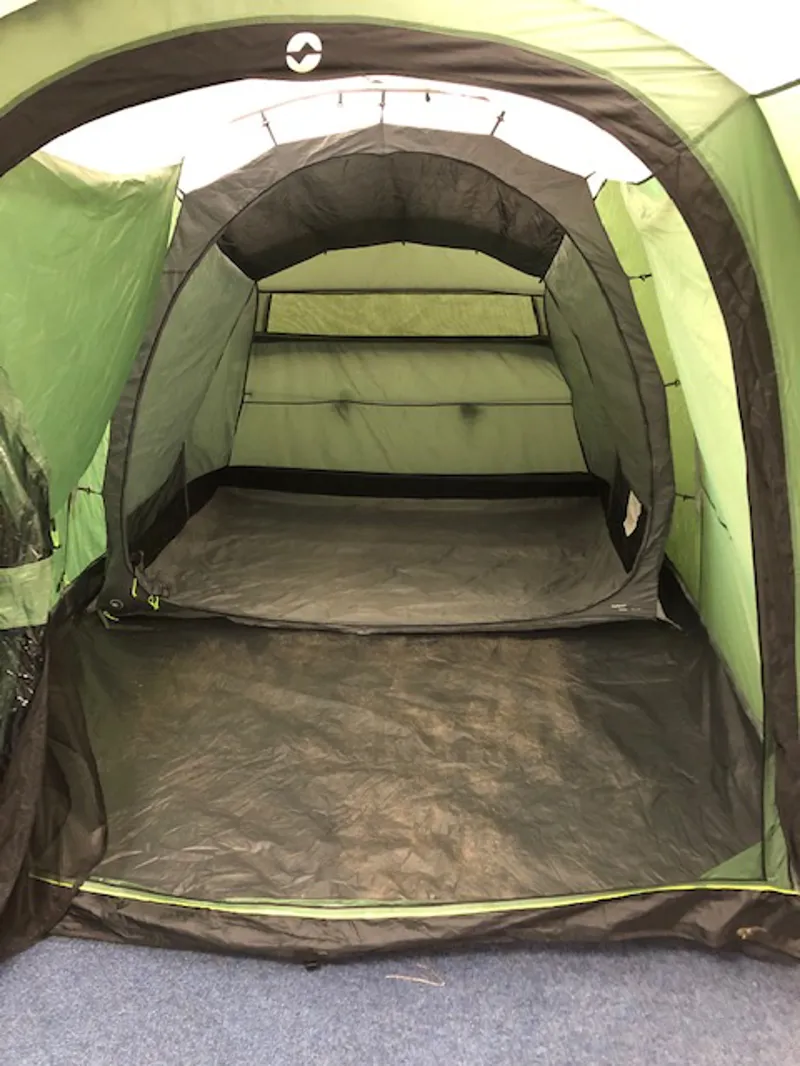 Outwell Demo Franklin 3 Tent-7