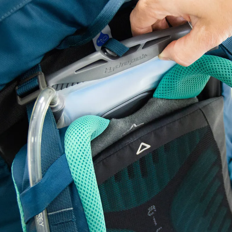 Osprey Womens Kyte 36 Rucksack - Icelake Green-4