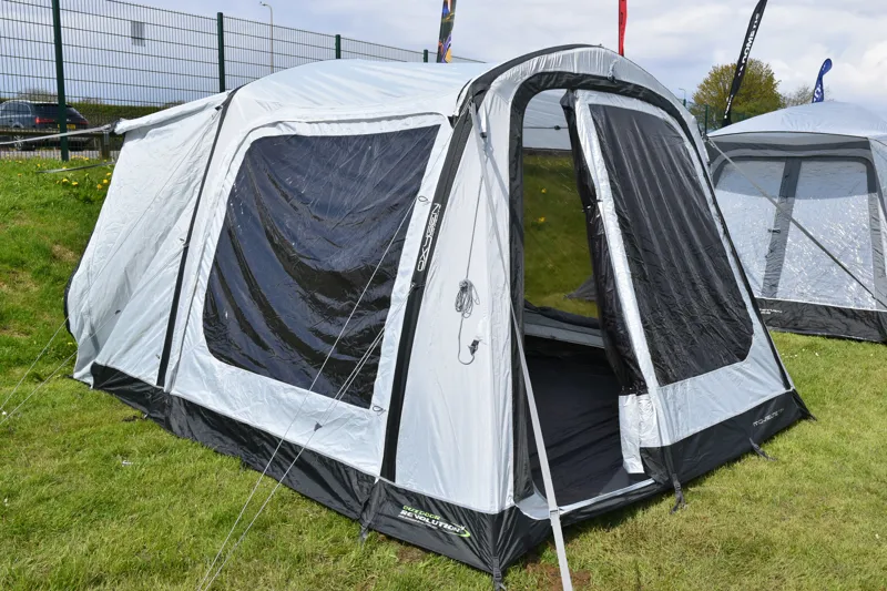Outdoor Revolution Movelite T2R Low Drive-Away Awning - DEMO MODEL-1