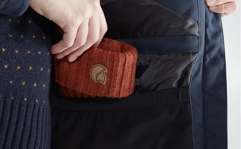 Fjallraven Womens Nuuk Parka - Dark Navy-11