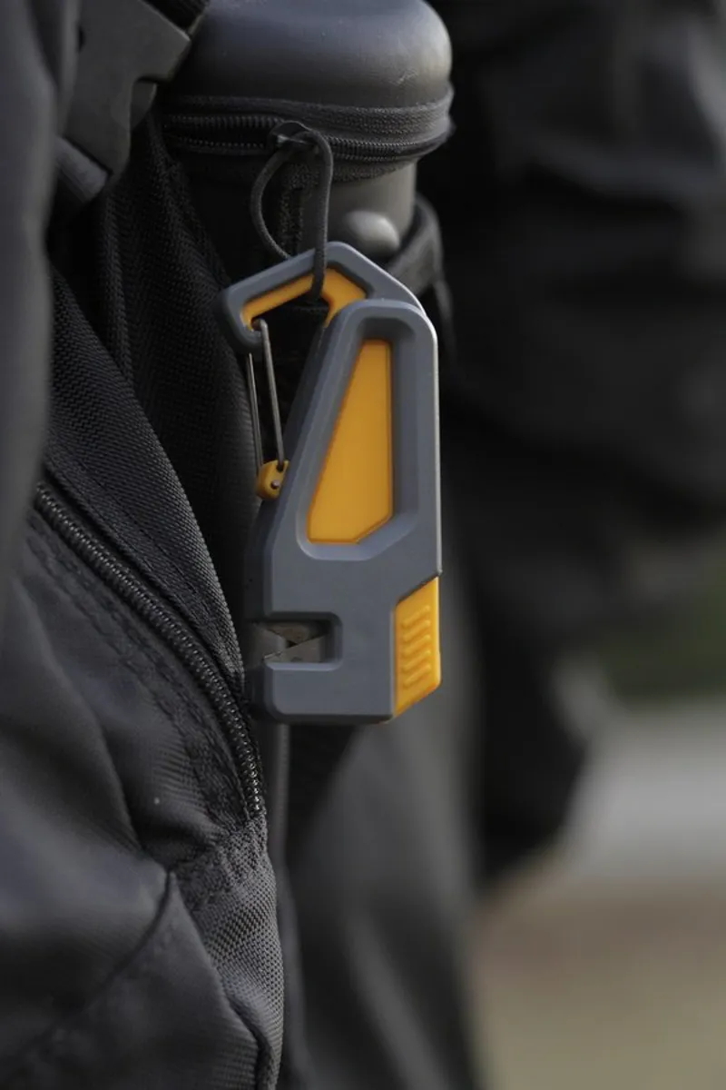 Smiths Pack Pal Sharpener and FireStarter-1