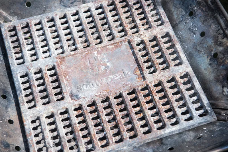 Snow Peak Fireplace Coal Bed - L-4