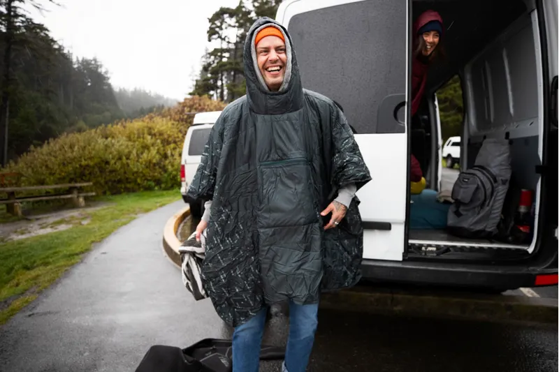 Therm-a-Rest Honcho Poncho - Blue Woven Print-9