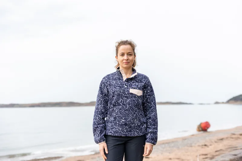 Patagonia Womens Lightweight Synchilla Snap-T Pullover - Saxifrage-Sunken Blue-6