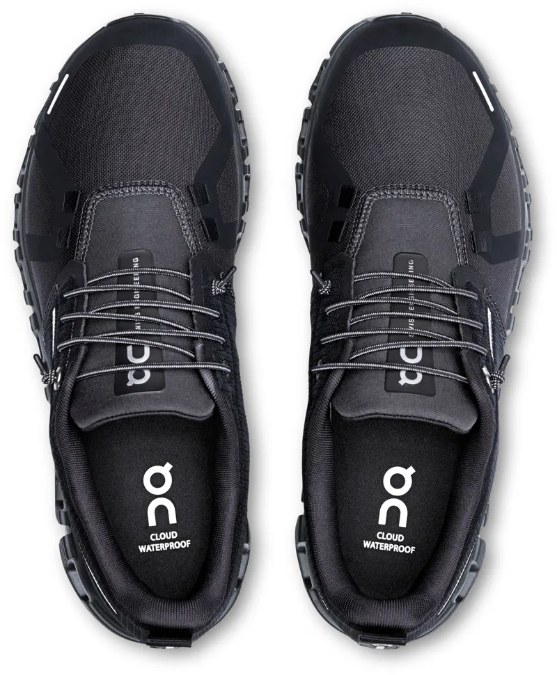 靴 On Cloud 6 Waterproof Black 25.0 Amazon.com | On Women's Cloud 6 WP Sneakers, Black/Black, 5