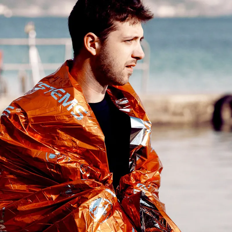 Lifesystems Thermal Blanket-3