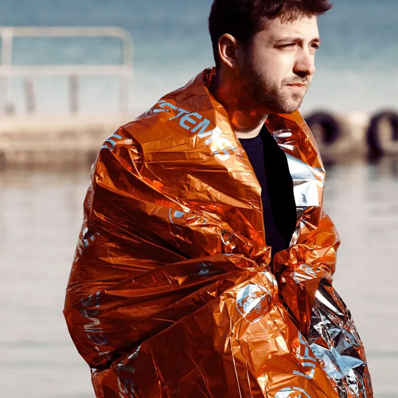 Lifesystems Thermal Blanket-4