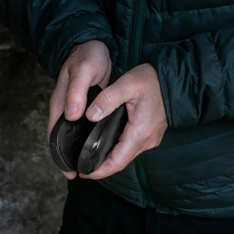 Lifesystems Rechargeable Dual Palm Hand Warmers-6