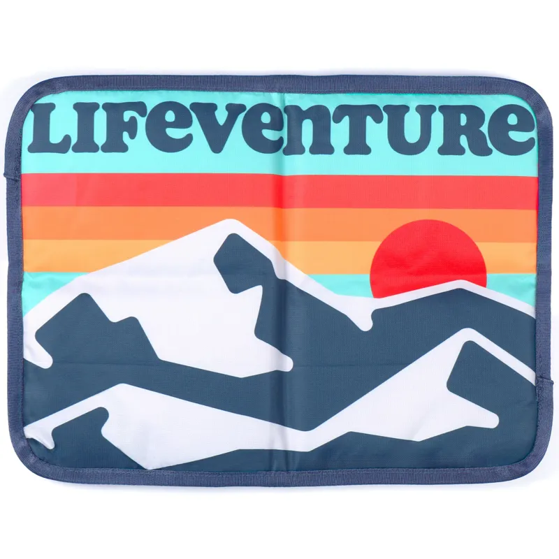 Lifeventure Sit Mat - Retro-1