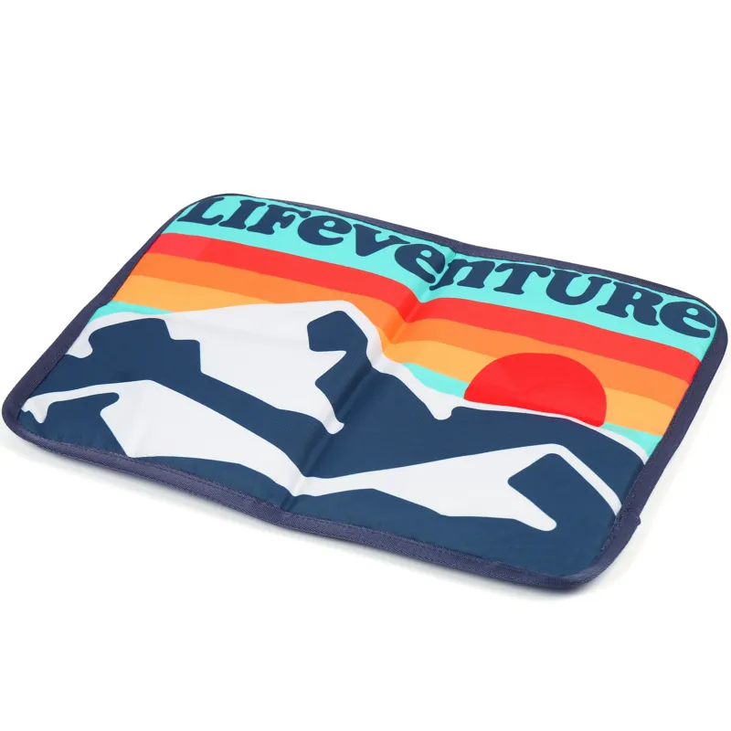 Lifeventure Sit Mat - Retro