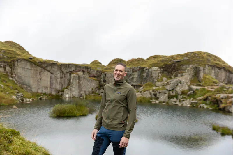Patagonia Mens R1 TechFace Jacket - Basin Green-9