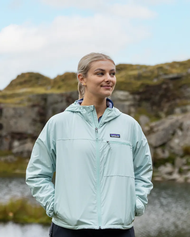Patagonia Womens Light and Variable Jacket - Thin Ice-11