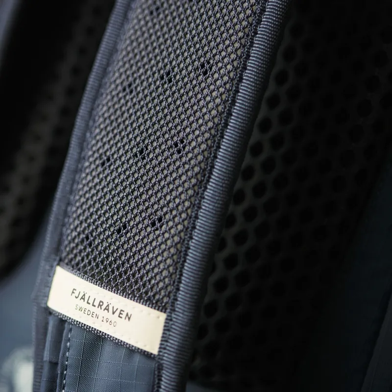 Fjallraven Abisko Hike 35 Rucksack - Black-12