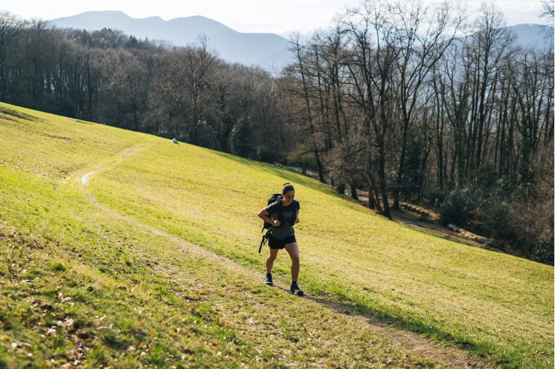 Altra Mens Olympus 6 Hike Low GTX Shoes - Black-8