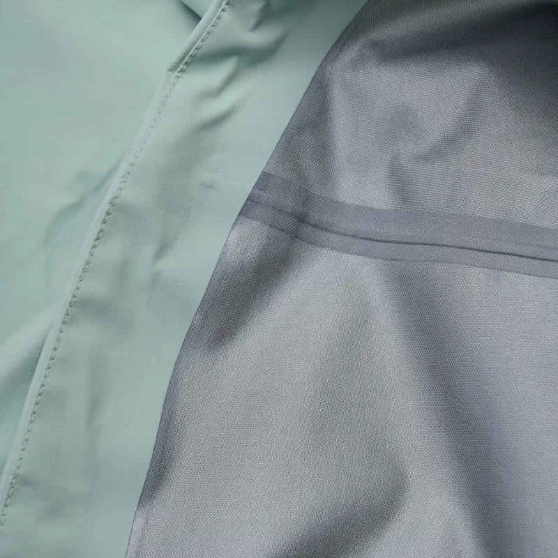 Montane Womens Phase Lite Jacket - Sea Mist-8