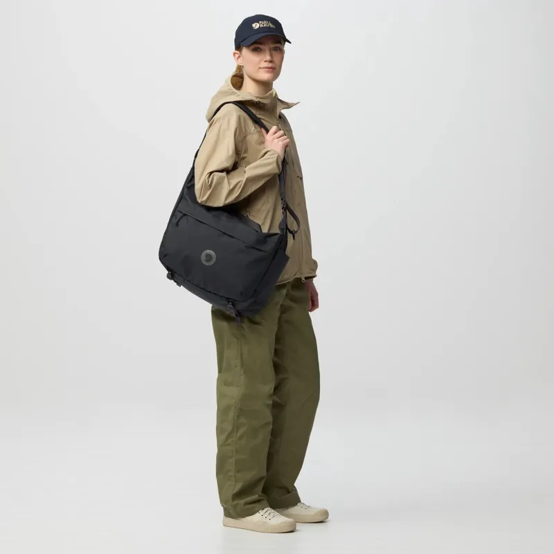 Fjallraven Farden Crossbody - Coal Black-4