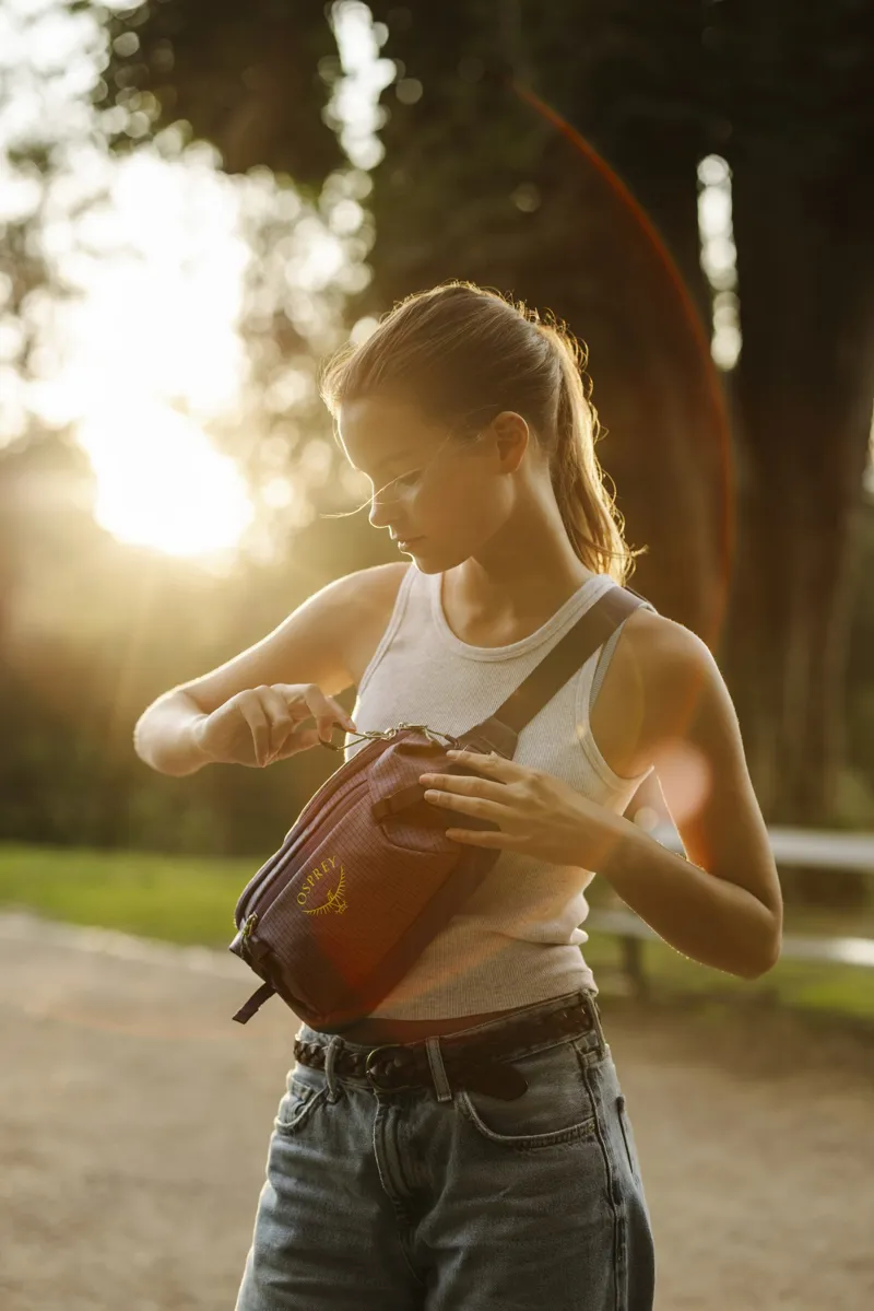 Osprey Transporter Waist Pack - Euphoria Purple-11