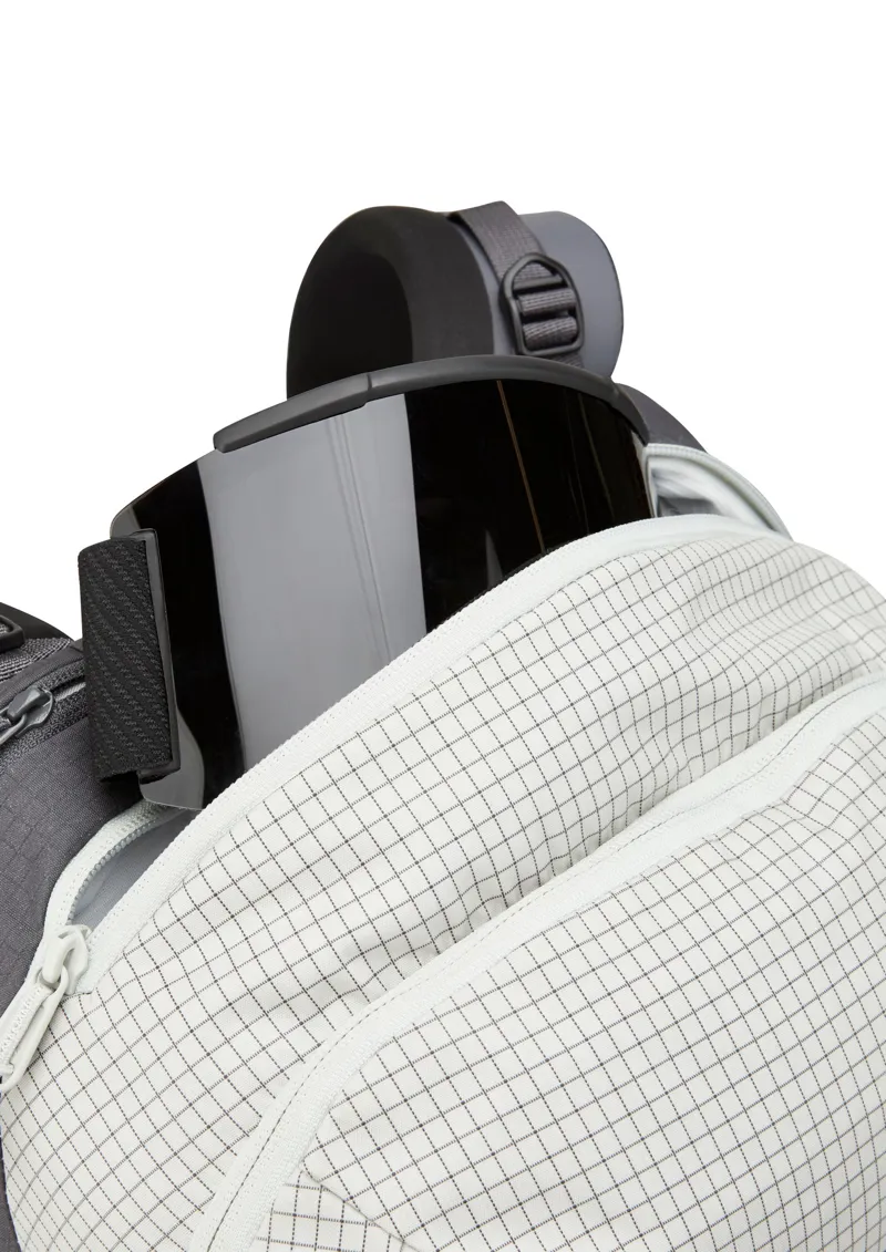 Rab Khroma 22 Rucksack - Pewter M-5