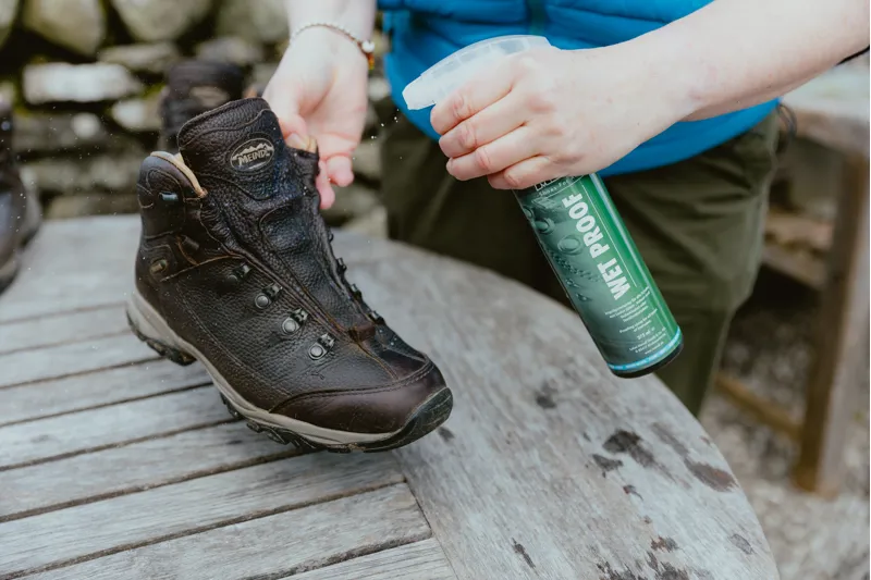 Meindl Conditioner and Proofer-1