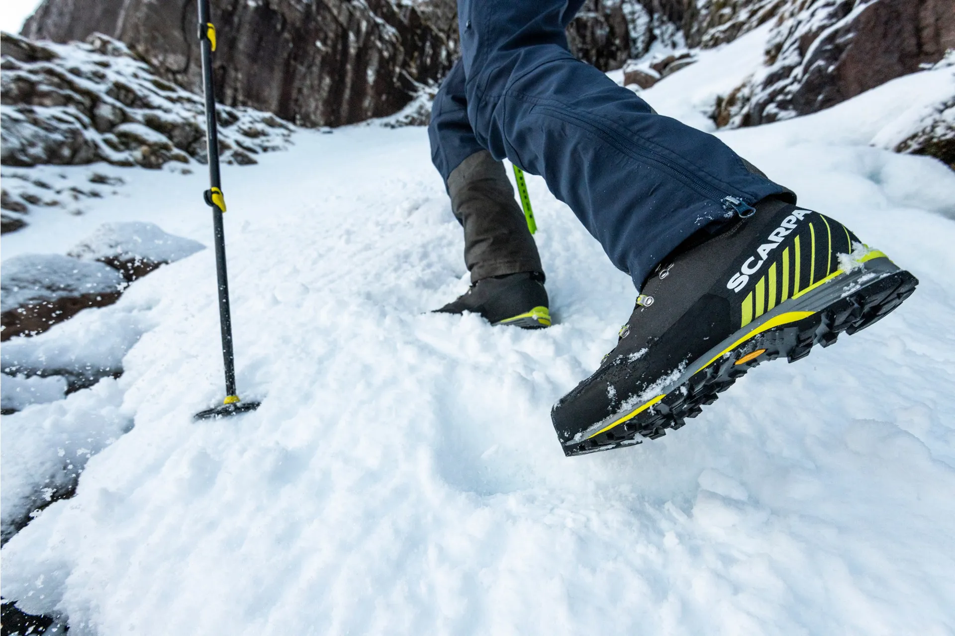 Scarpa Mens Manta Tech GTX Boots - Shark-Lime