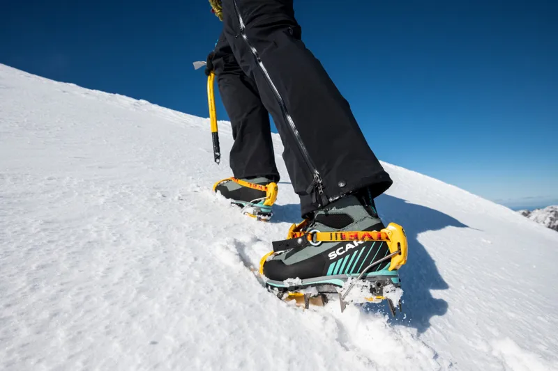 Scarpa Womens Manta Tech GTX Boots - Conifer-Green Blue-8