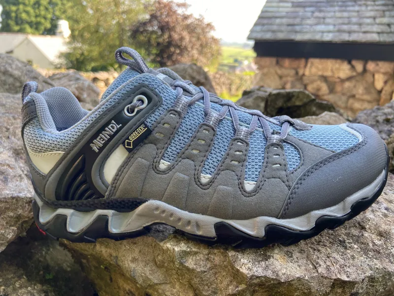 Meindl Womens Respond GTX Shoes - Graphite-Sky-6