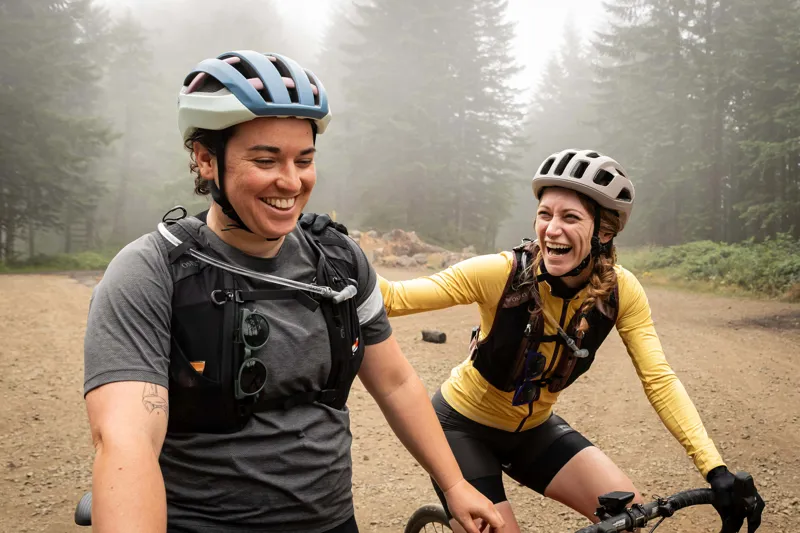 Osprey Escapist Velocity 6 Rucksack - Black-10