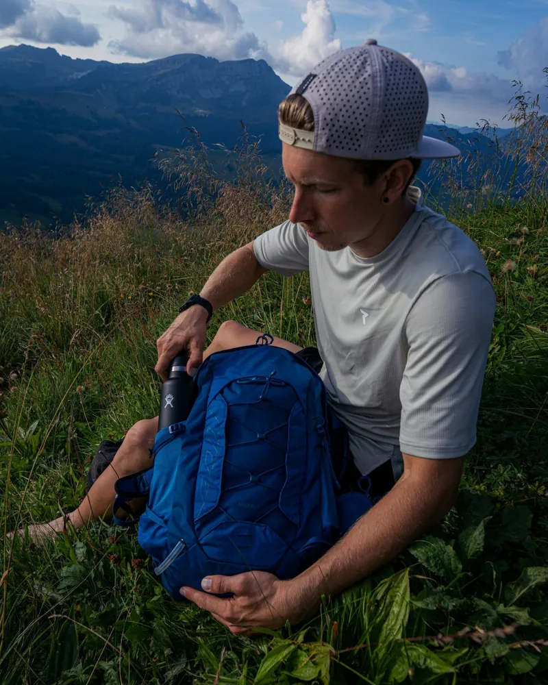 Osprey Talon 11 Rucksack - Scoria Blue-Night Shift-6