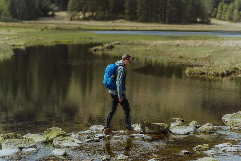 Osprey Talon 22 Rucksack - Black Coal-Grey-6