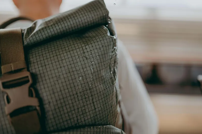 Osprey Transporter Roll Top Rucksack - Raven Black-8