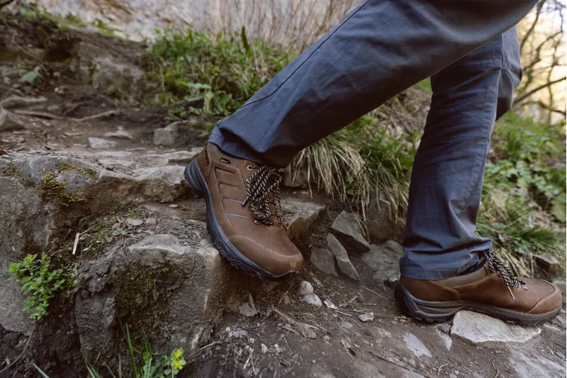 Scarpa Mens Cyrus 2 GTX Shoes - Brown-Black-9