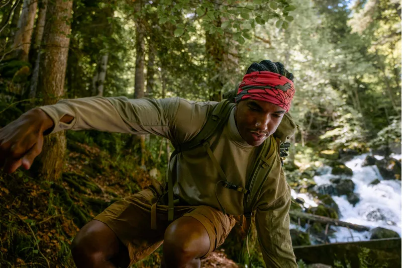 Buff Coolnet UV Wide Headband - Aramay Poppy-2