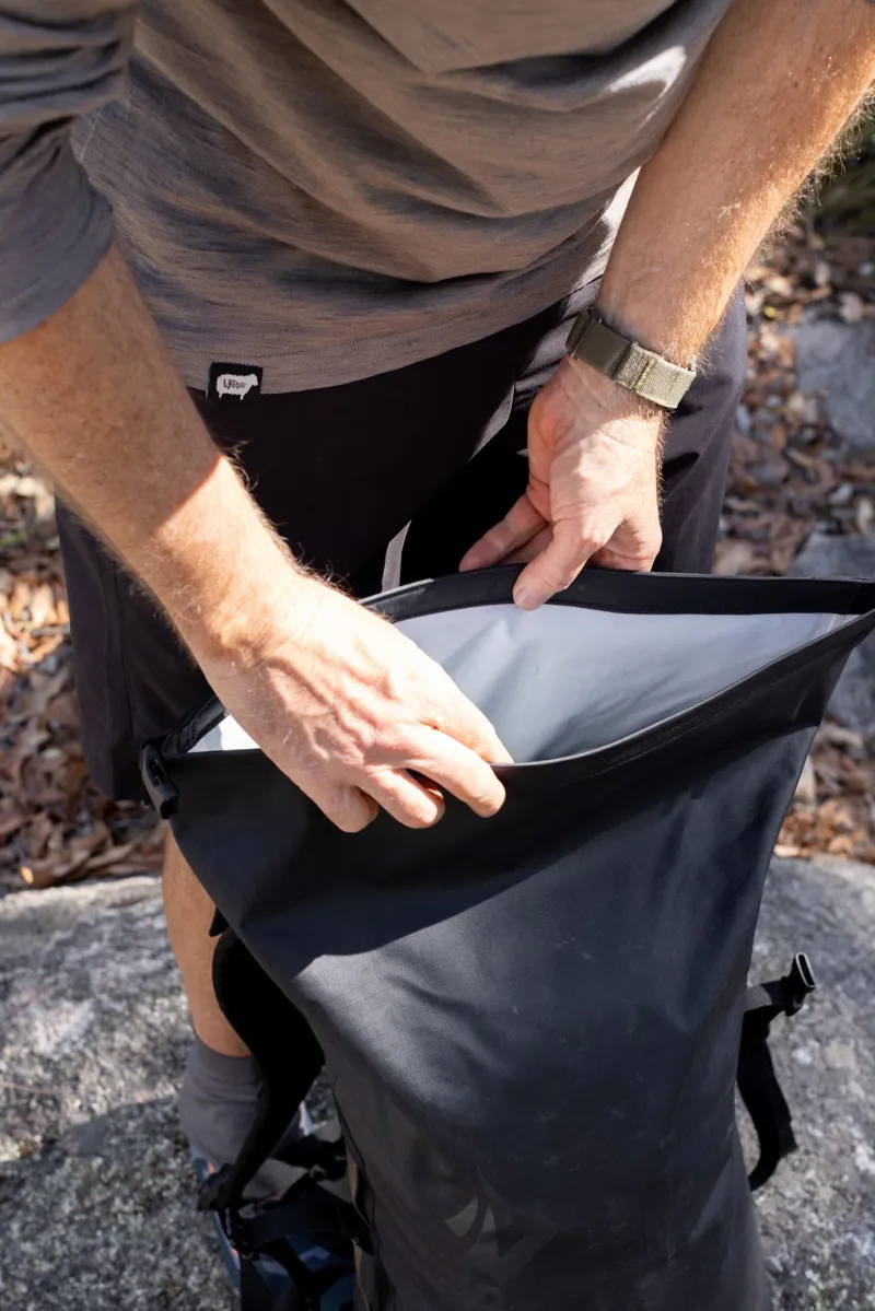 Sea To Summit Big River Dry Backpack - 30L - Jet Black-7