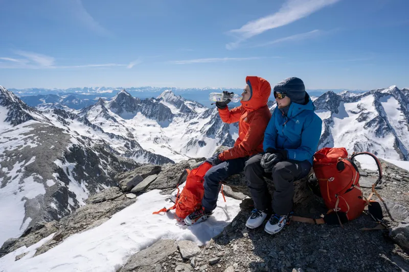 Mountain Equipment Womens Garwhal Jacket - Raisin-3