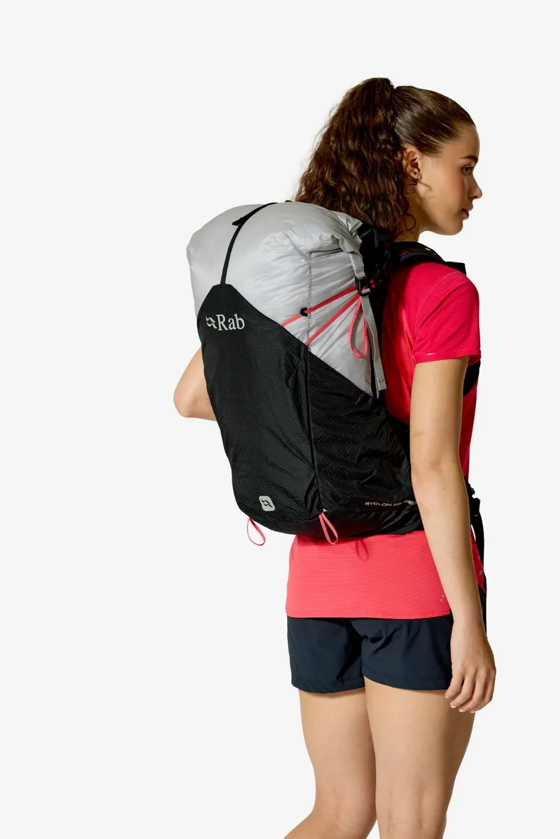 Rab Womens Syclon XP 28ND Rucksack - Black-Dark Fig Green-8