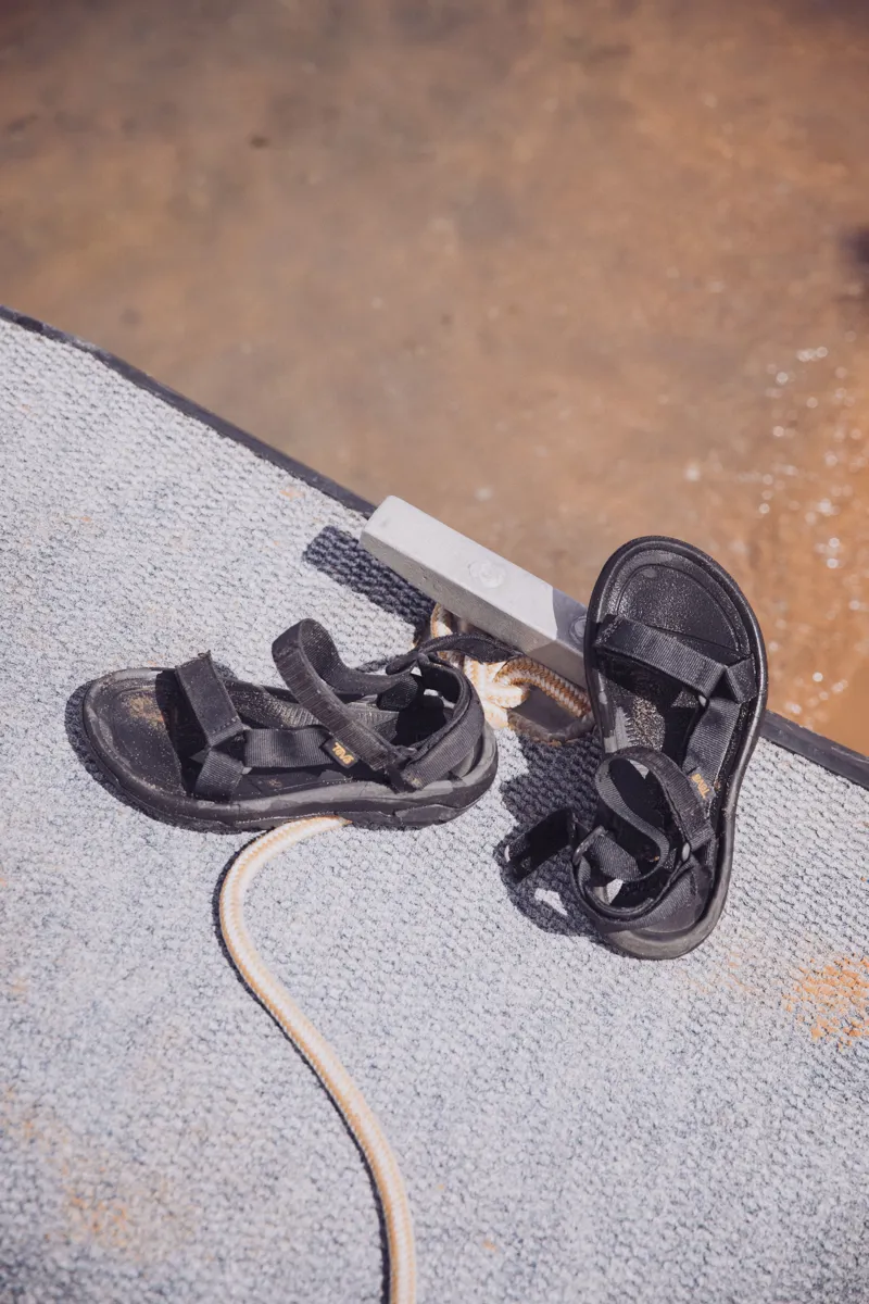 Teva Mens Hurricane XLT2 Sandals - Black-9