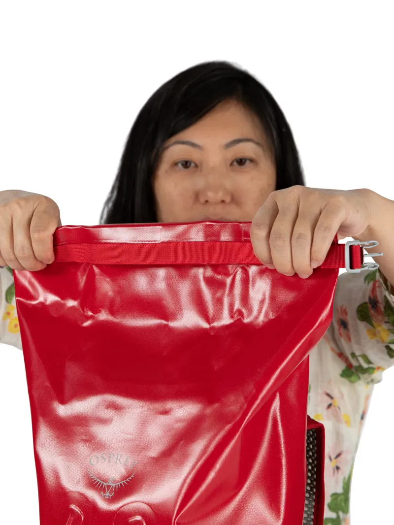 Osprey Transporter Roll Top WP 18 - Black-4