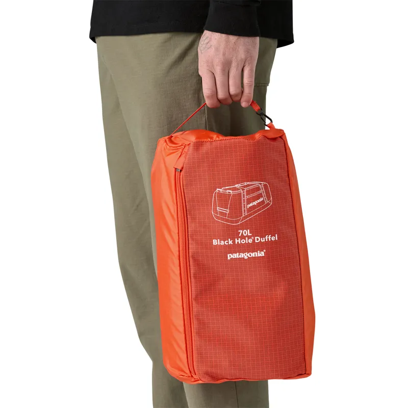 Patagonia Black Hole Duffel 70L - Pollinator Orange-4