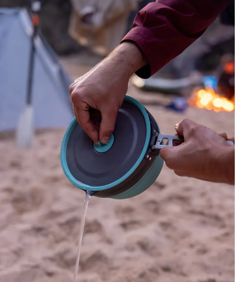 Sea To Summit Frontier UL Collapsible Pouring Pot - 2.2L-9
